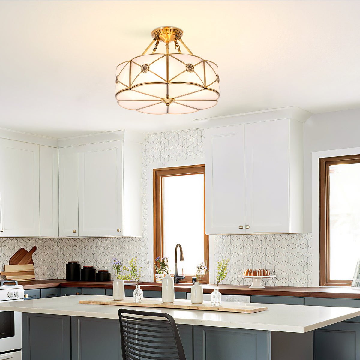 Tiffany Classic Style Ceiling Light  DS-DR37